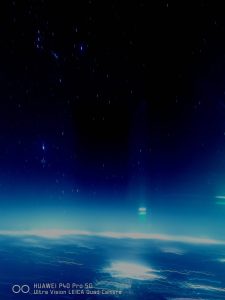 昨天西沙群岛旅游回来三亚飞上海的飞机上拍的星空-灰豹网络